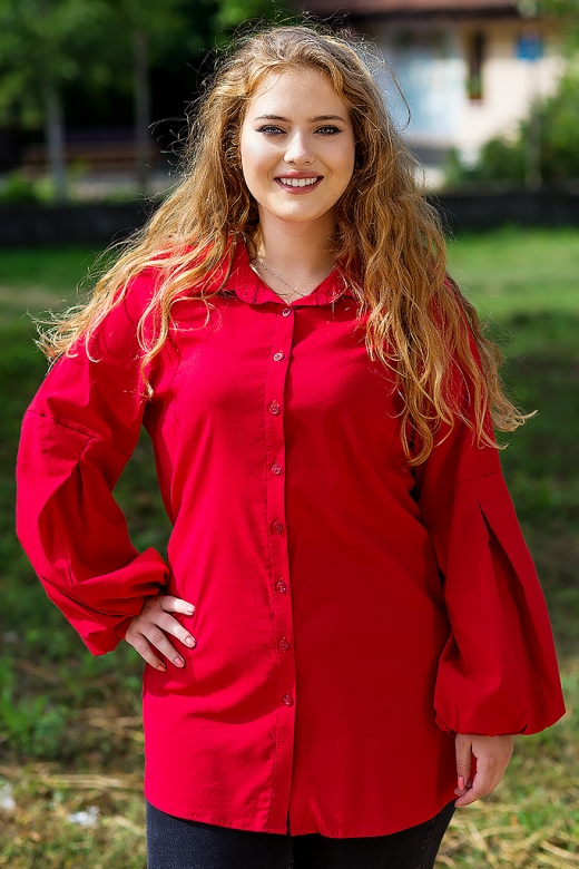 Макси дамска риза от еластичен плат с оригинален ръкав (червен)