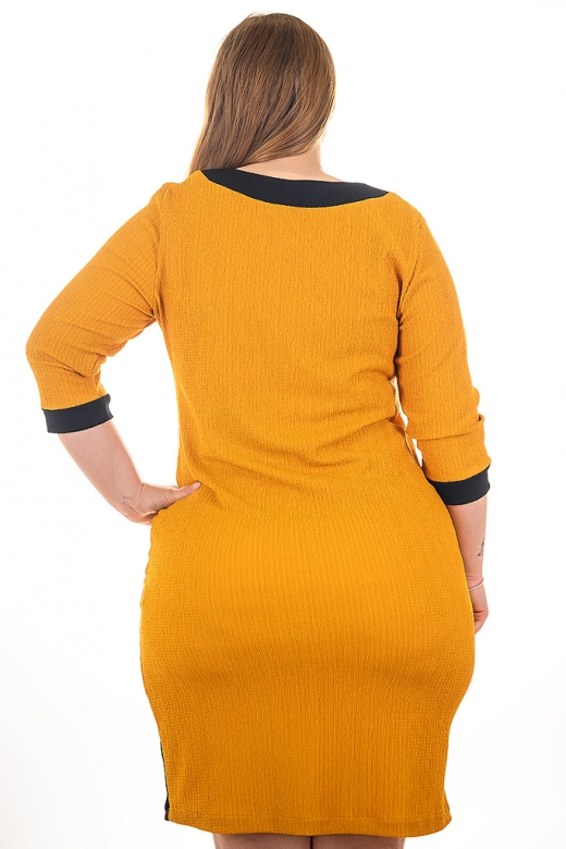 Елегантна рокля с оргинална апликация (жълт)